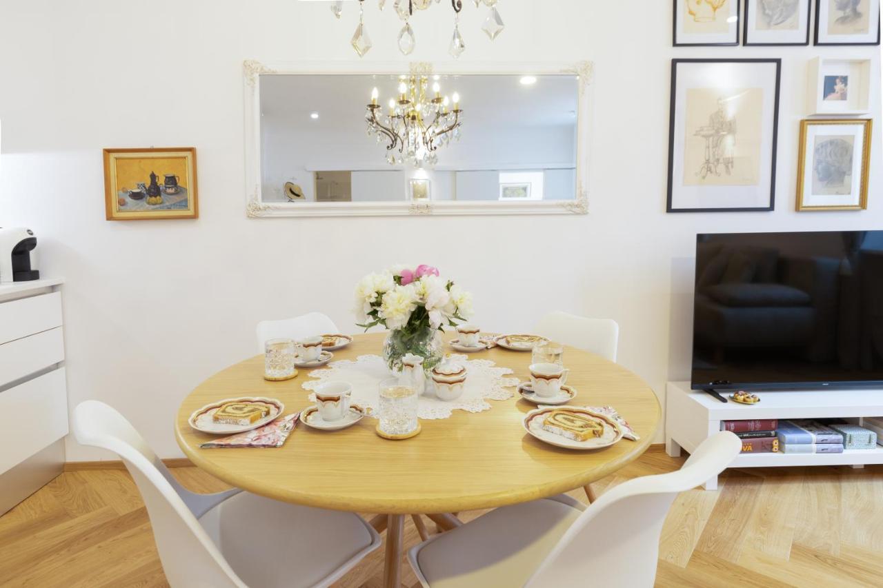 Stylish Apartment In Historical Center Ljubljana Eksteriør billede
